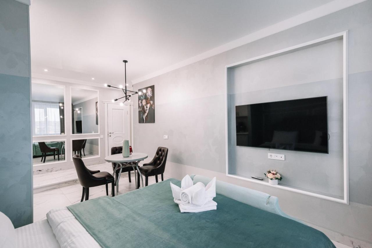 Royal Tower Vip Smart Apartments 1 Kiev Buitenkant foto