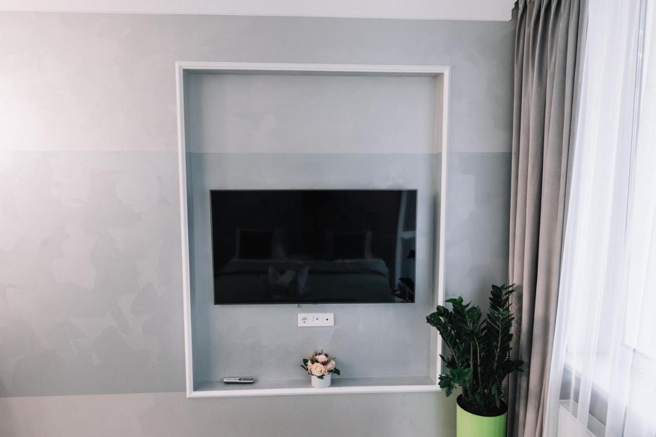 Royal Tower Vip Smart Apartments 1 Kiev Buitenkant foto