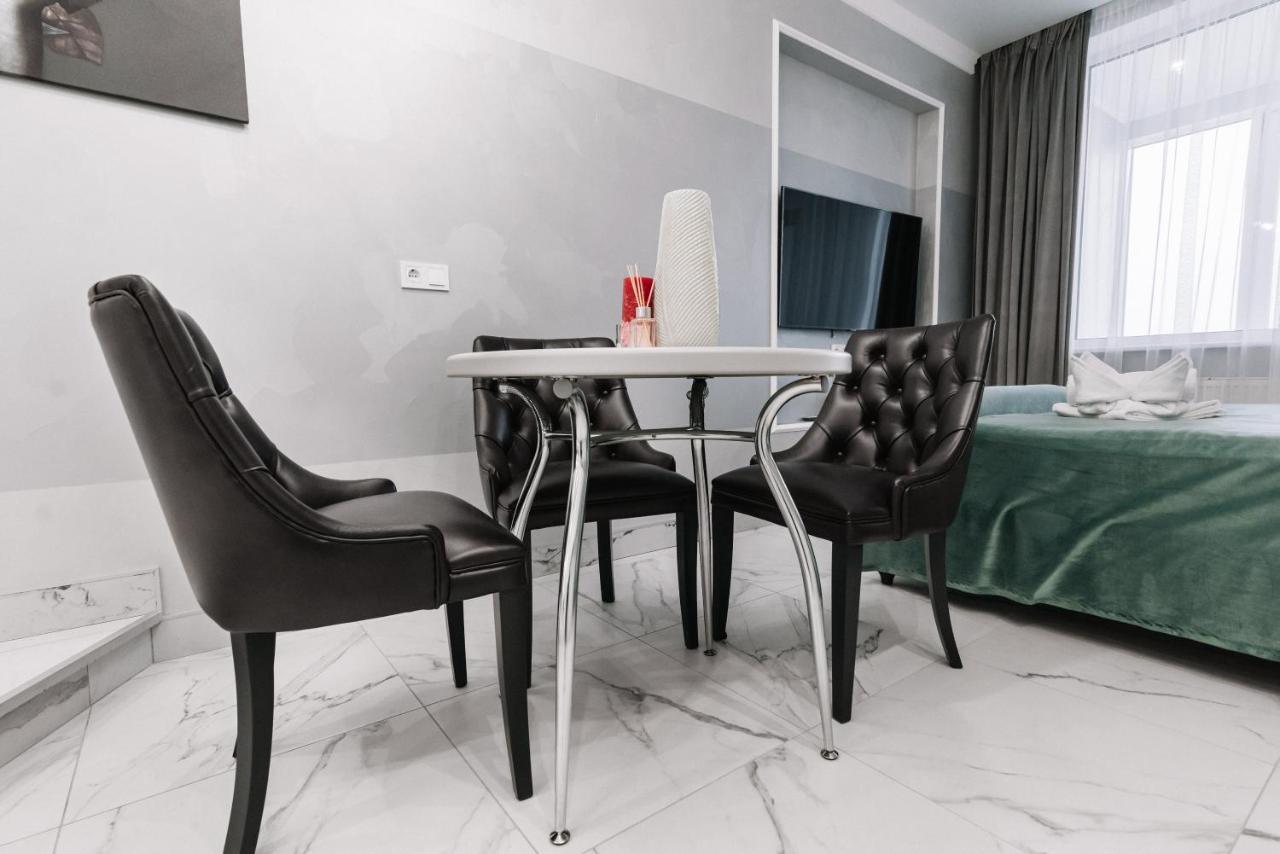 Royal Tower Vip Smart Apartments 1 Kiev Buitenkant foto