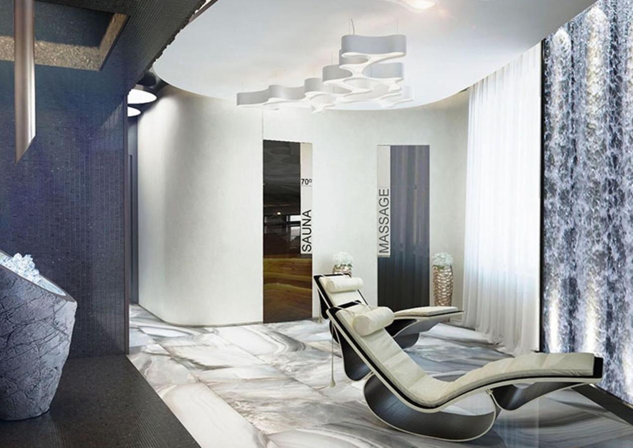 Royal Tower Vip Smart Apartments 1 Kiev Buitenkant foto