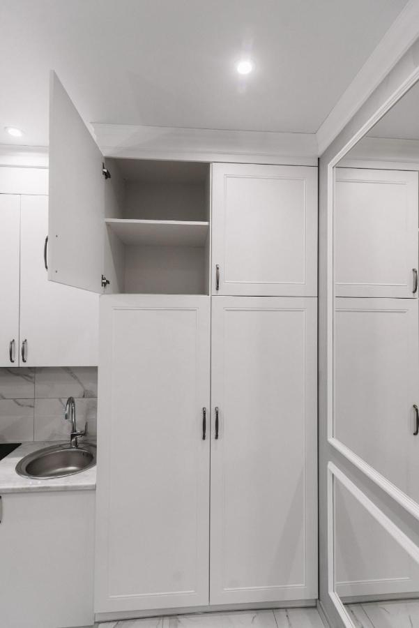 Royal Tower Vip Smart Apartments 1 Kiev Buitenkant foto