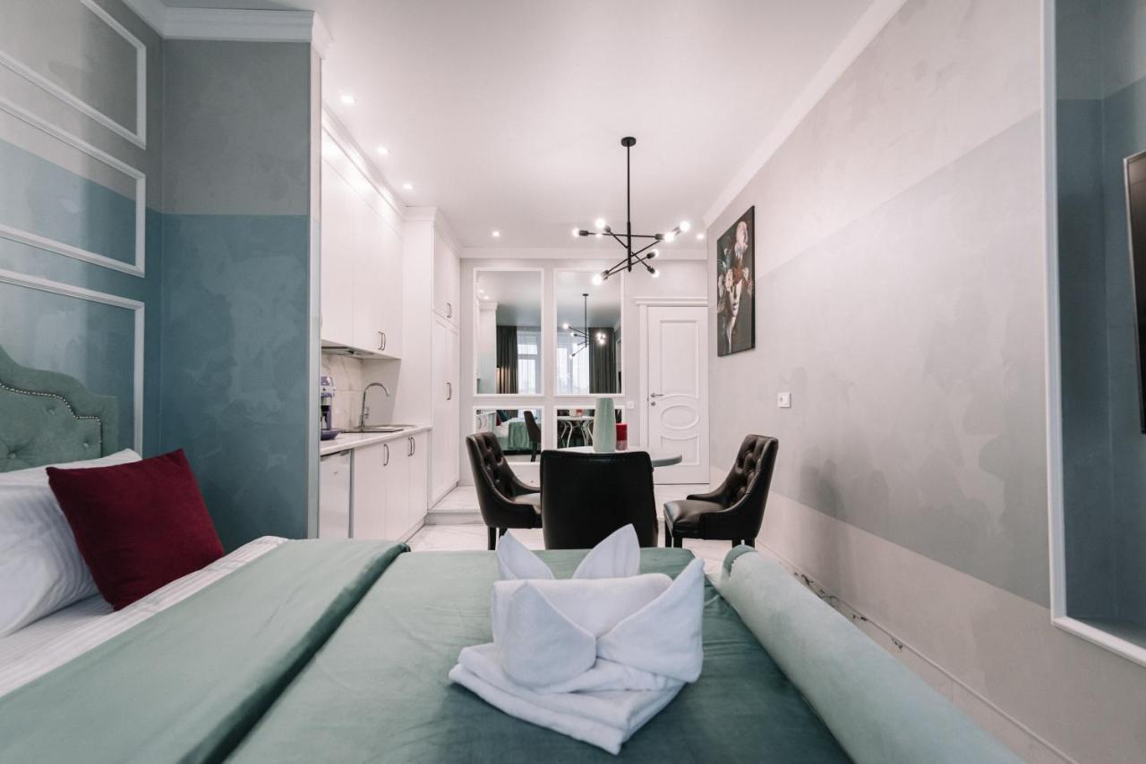 Royal Tower Vip Smart Apartments 1 Kiev Buitenkant foto